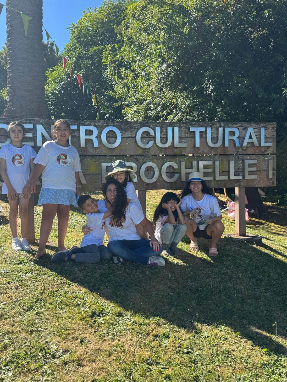 Equipo y alumnos de Arteluk